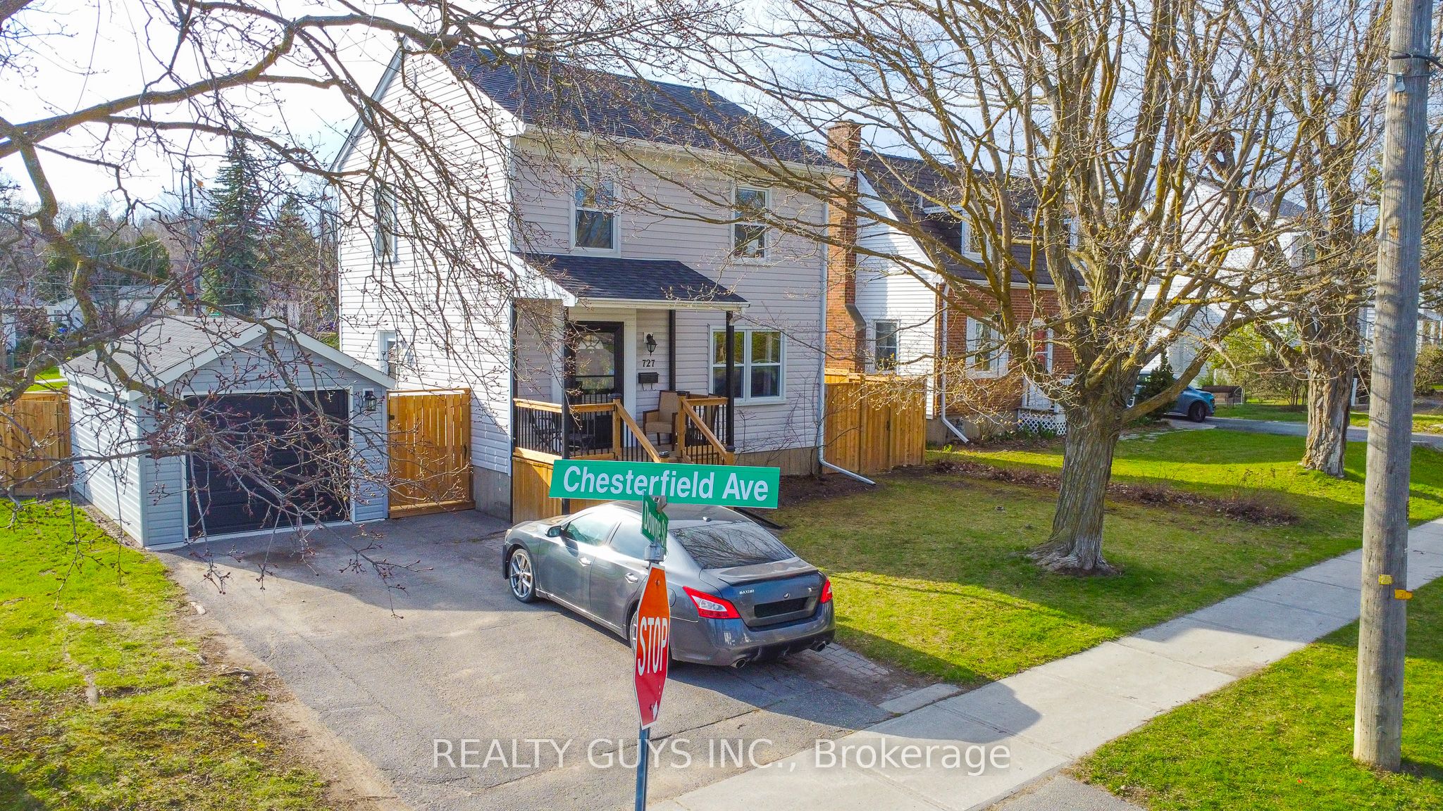 727 Chesterfield Avenue, Peterborough, ON, K9H 4Y1