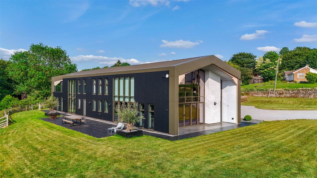 5 bed barn conversion for saleFrog Hall, Brixworth, Northampton NN6
