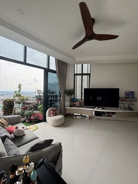 9 Leedon Heights photo 2