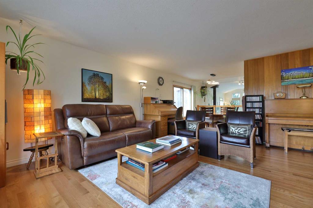 Additional image 6 of 4404 52 Street, Camrose, AB, T4V 1T7