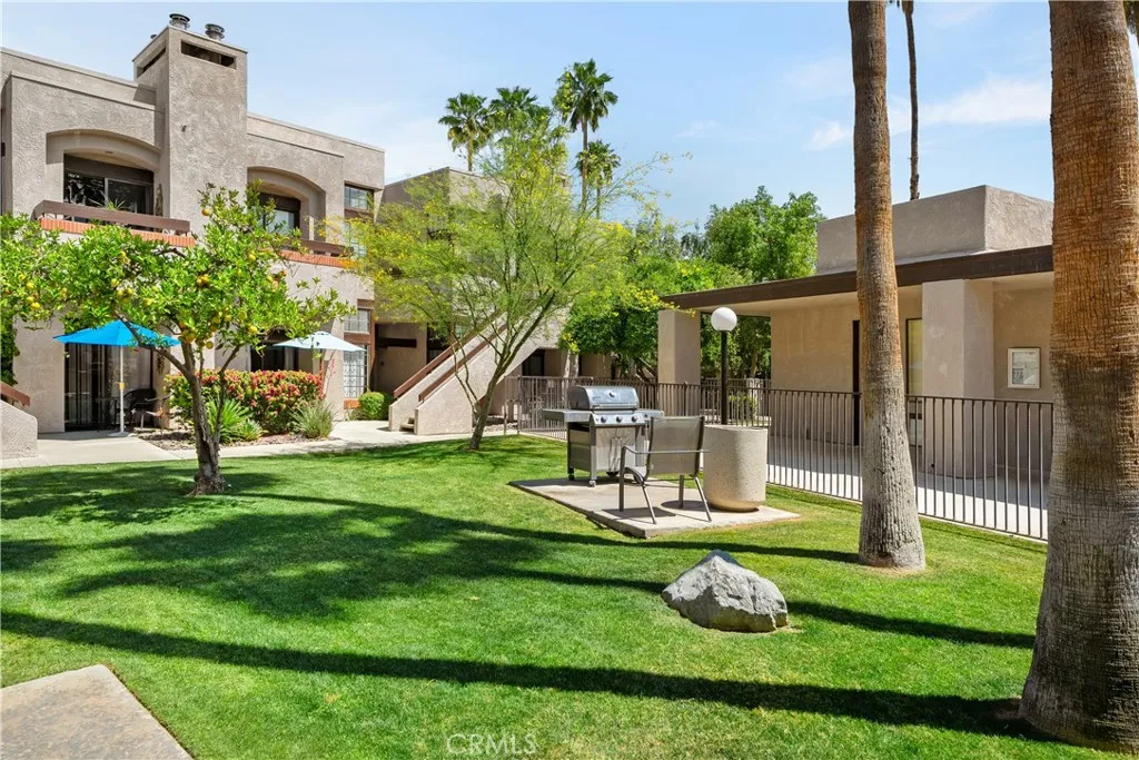 2601 S Broadmoor Dr, Palm Springs, CA 92264