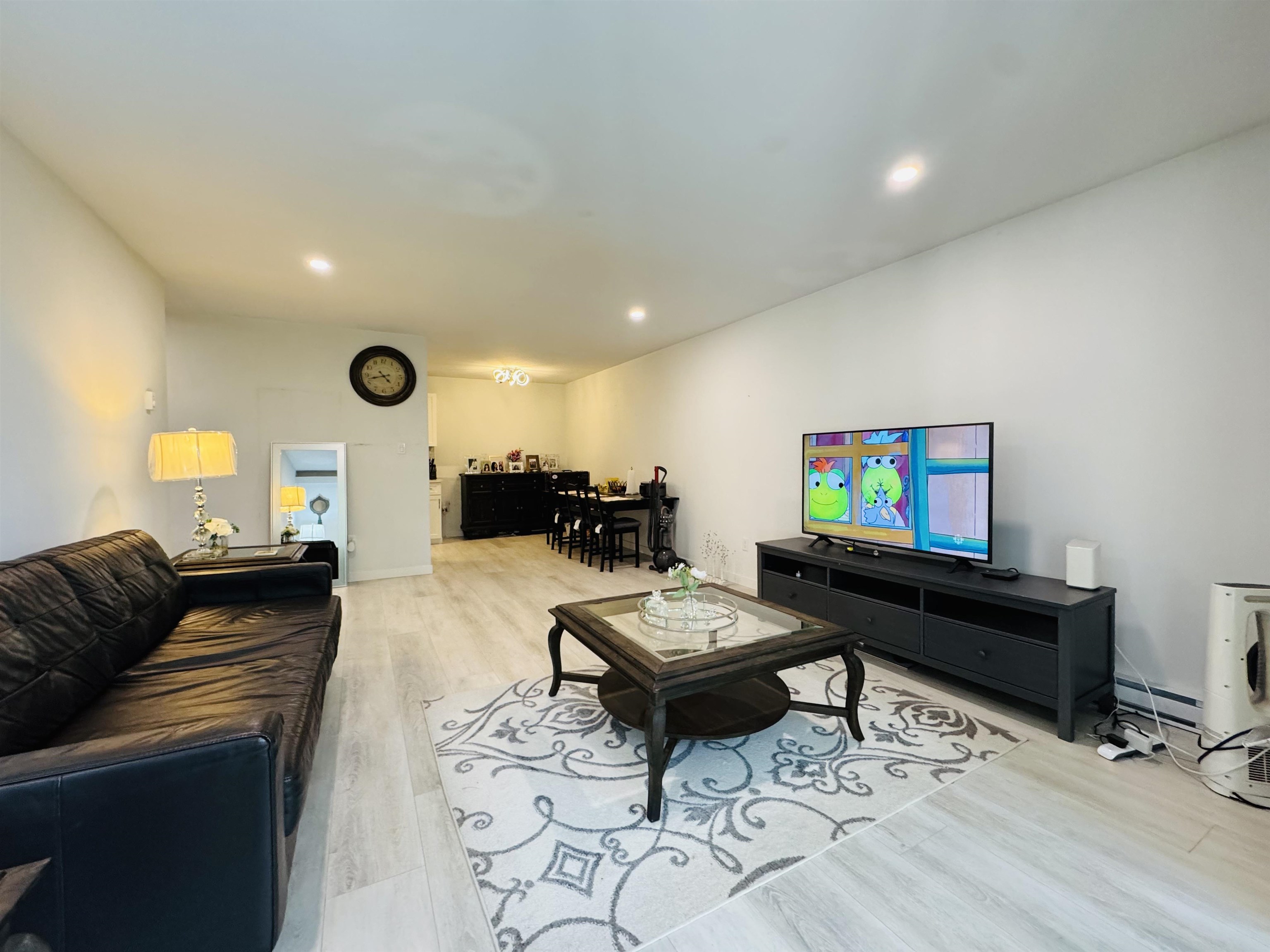 Additional image 6 of 307-15268 100 Avenue, Surrey, BC, V3R 7V1