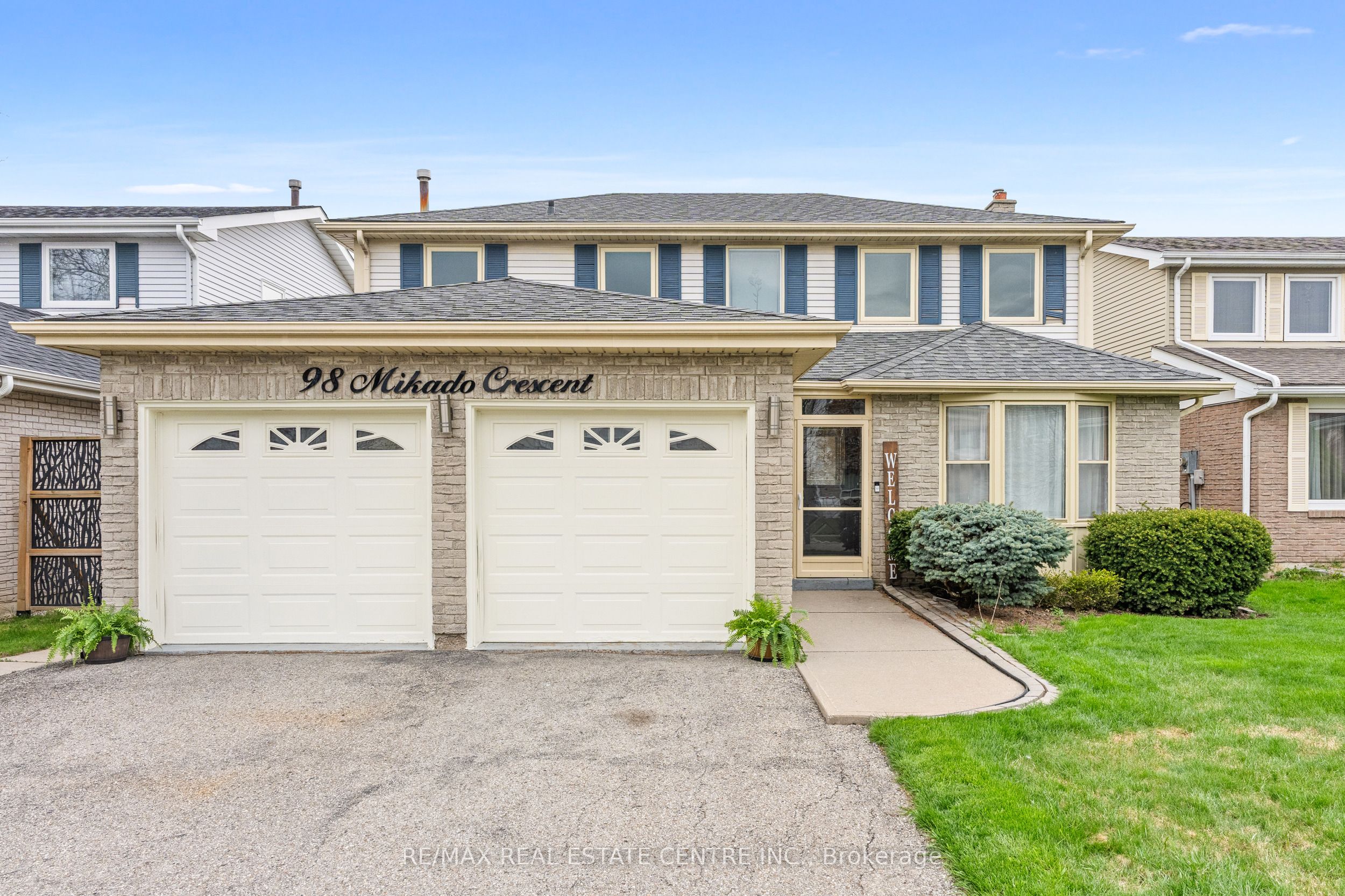 98 Mikado Crescent, Brampton, ON, L6S 3R7