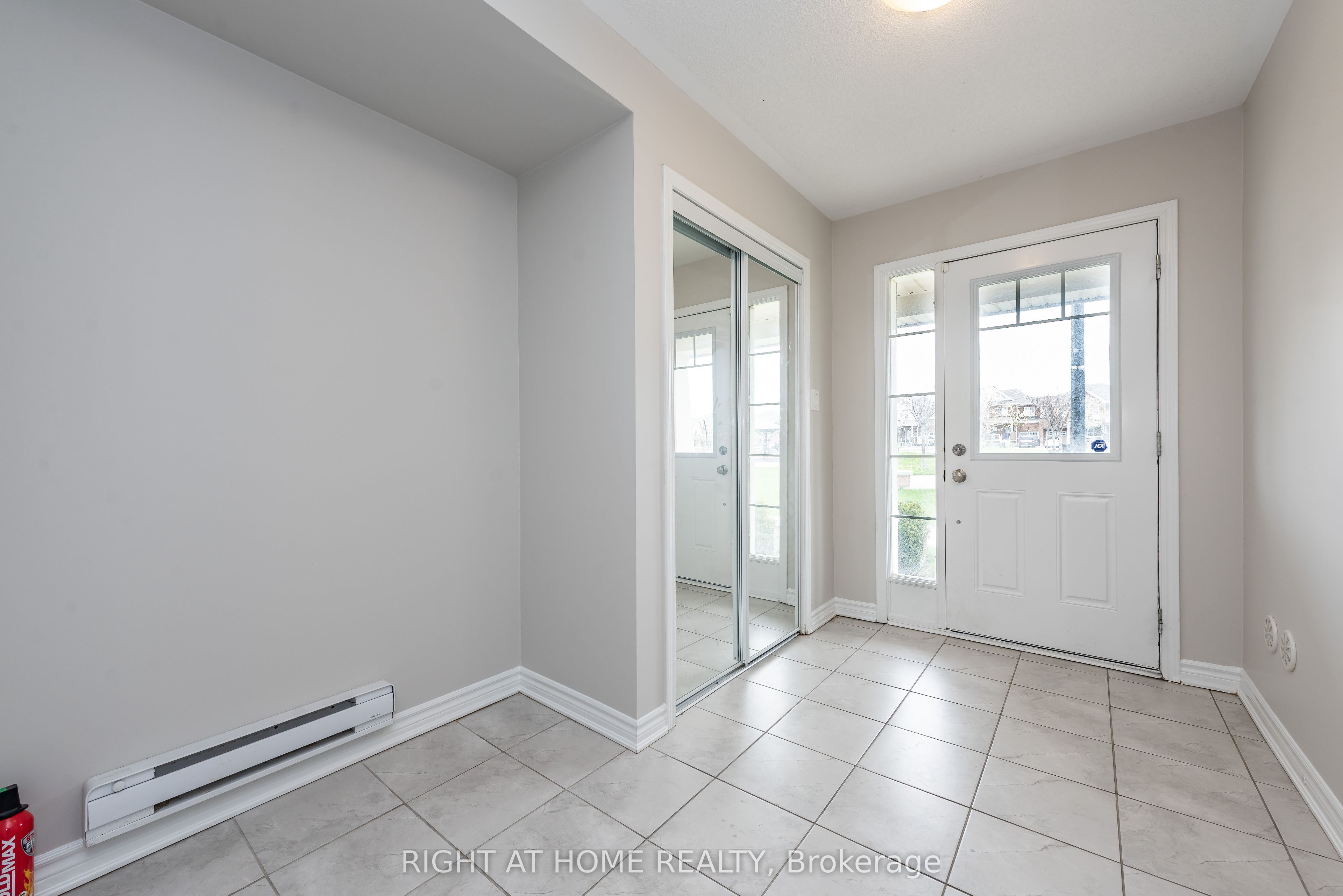 .-4 Hafia Street, Brampton, ON, L7A 0A8 photo 5
