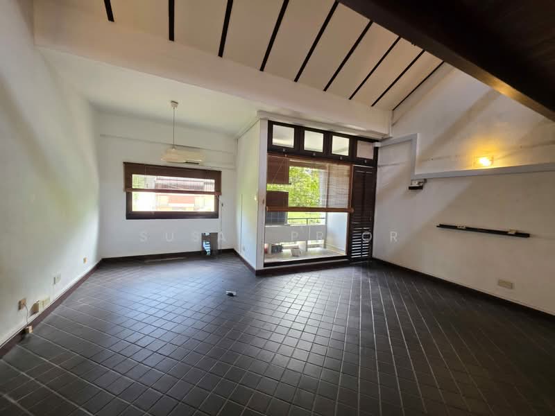 Emerald Hill Road photo 4