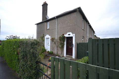 Dolphin Road, Currie, Edinburgh EH14