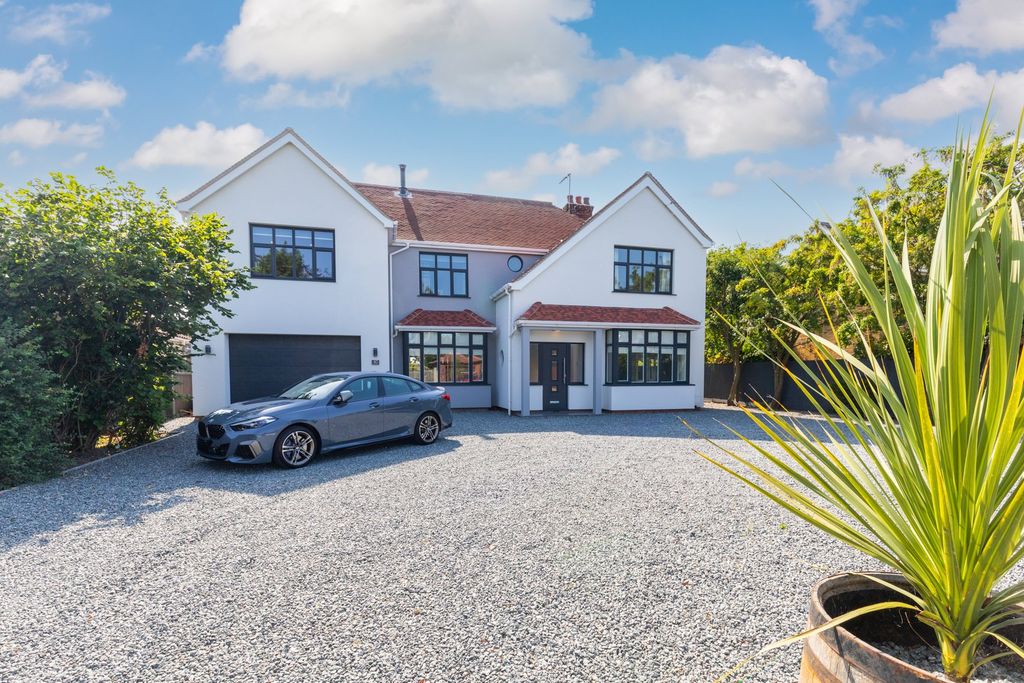 5 bed detached house to rentWarren Road, Gorleston NR31