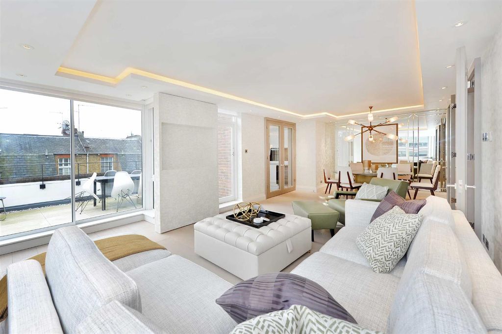 3 bed flat for sale55 Ebury Street, Belgravia SW1W
