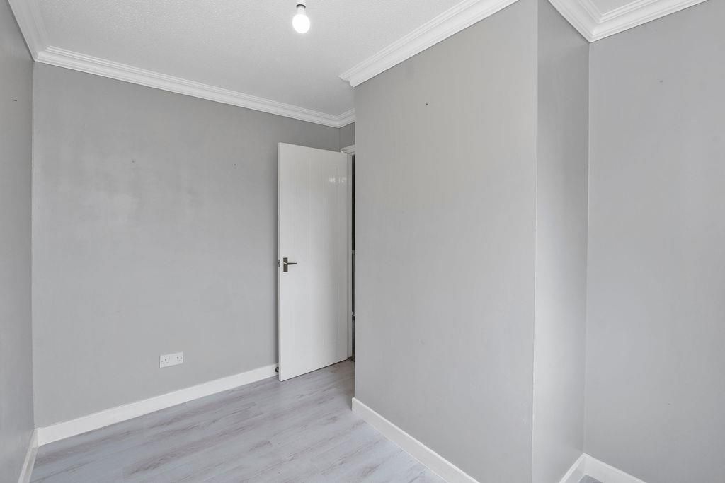 Additional image 11 of 3 bed semi-detached house to rentEast Kilngate Rigg, Edinburgh EH17