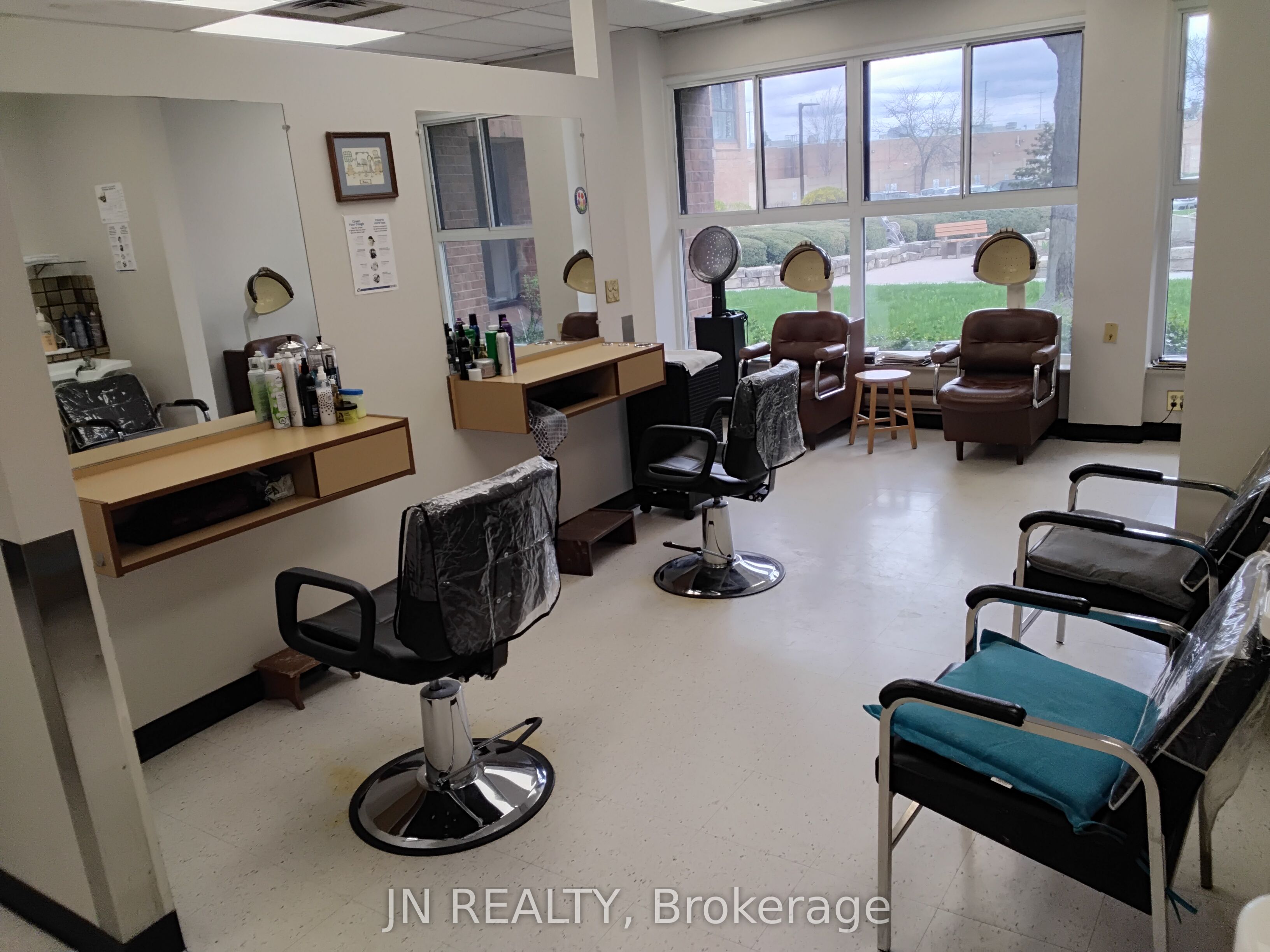 Main Floor-7900 Mclaughlin Road, Brampton, ON, L6Y 5A7 photo 2