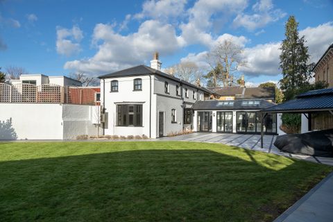 Kingston Hill, Kingston, South West London KT2