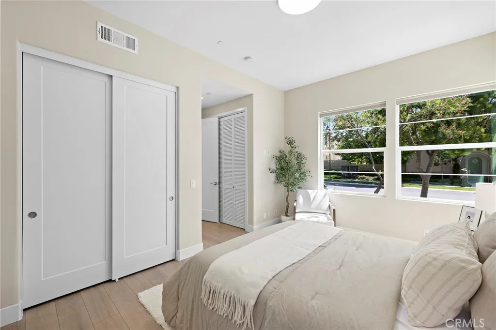 Additional image 107 of 77 Pelican Ln, Irvine, CA 92618