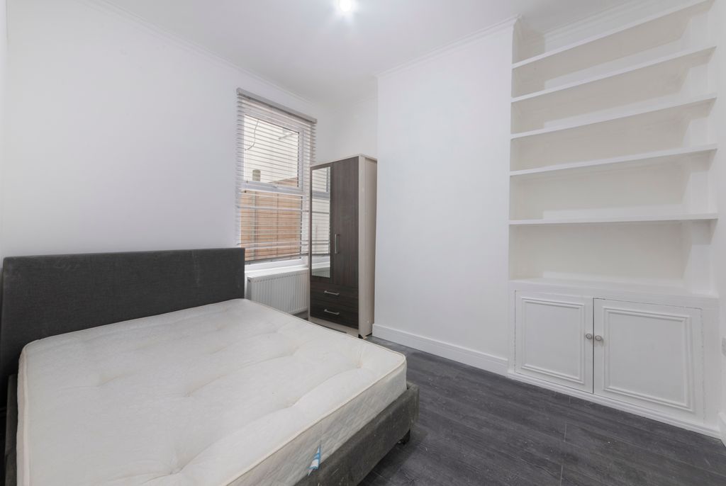 Additional image 10 of 5 bed terraced house to rentBow Common Lane, London E3