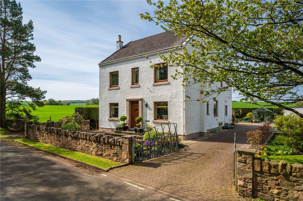 5 bed detached house for saleBeechmount, Kingscavil, Linlithgow, West Lothian EH49