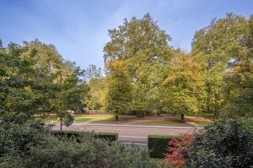 Additional image 11 of 4 bed flat for saleOne Hyde Park, Knightsbridge, London SW1X, United Kingdom