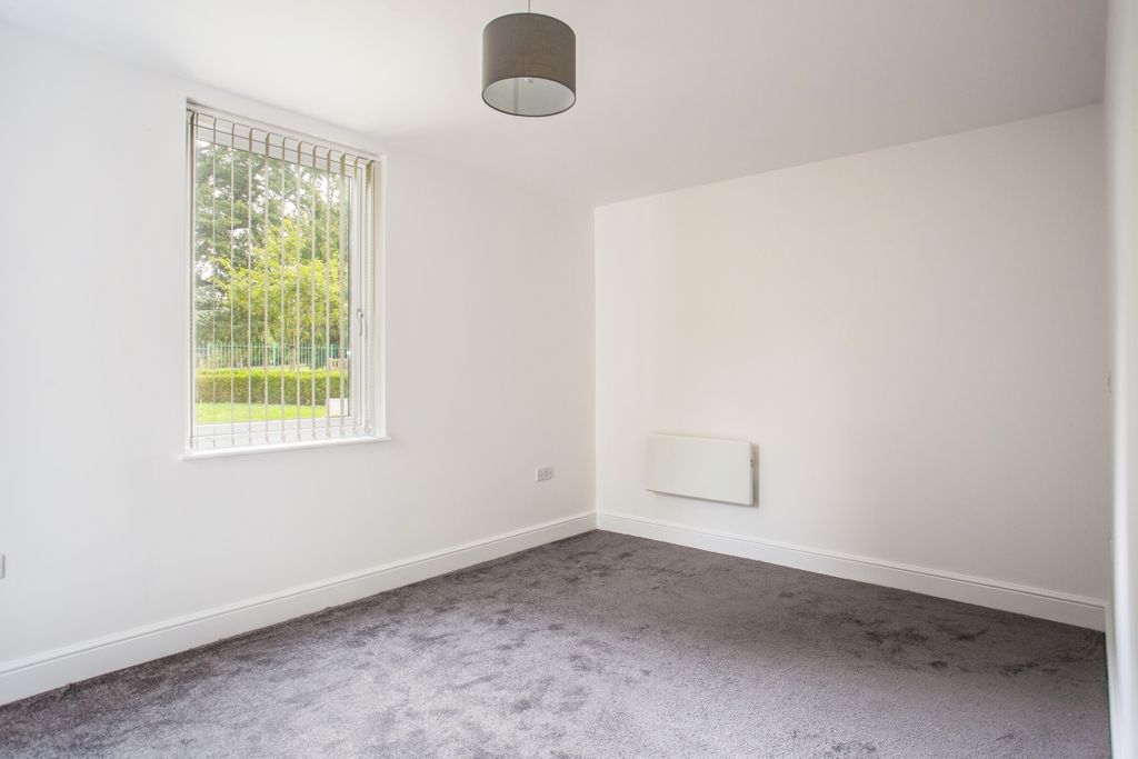 Additional image 12 of 3 bed flat to rentVictoria Place, Cheltenham GL52