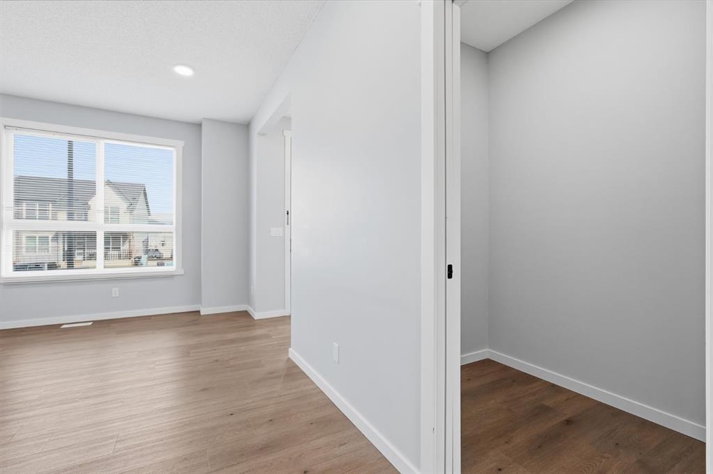 Additional image 6 of 141 Belmont Drive SW, Calgary, AB, T2X4Z7