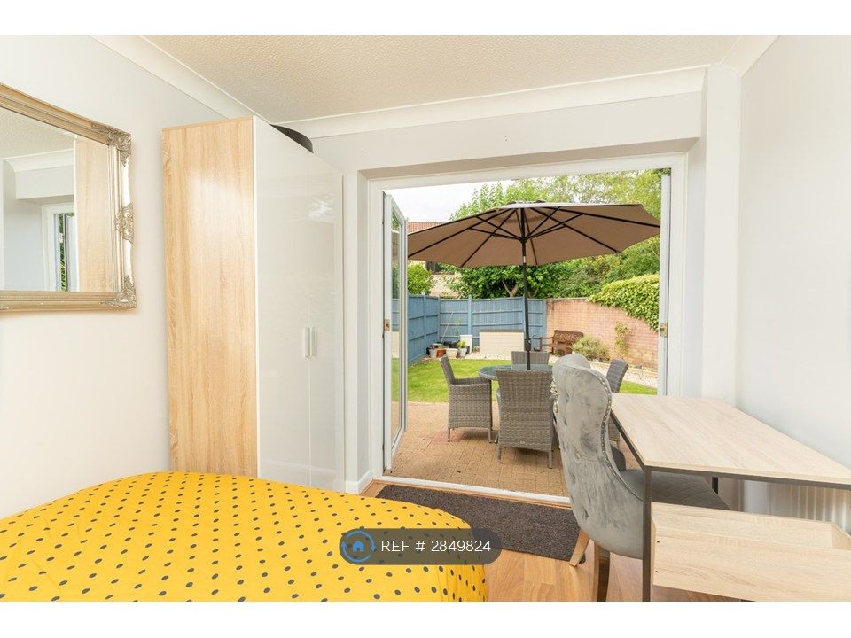 Additional image 7 of 6 bed detached house to rentHuckley Way, Bradley Stoke, Bristol BS32