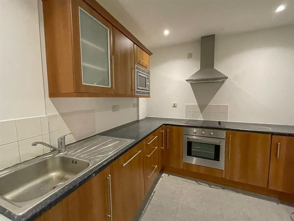 Additional image 4 of 2 bed flat to rentApt 1, The Courtyard, Malew Street, Castletown IM9