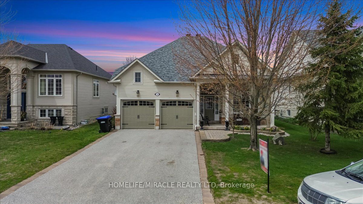 12 Broadpoint Street, Wasaga Beach, ON, L9Z 3B8