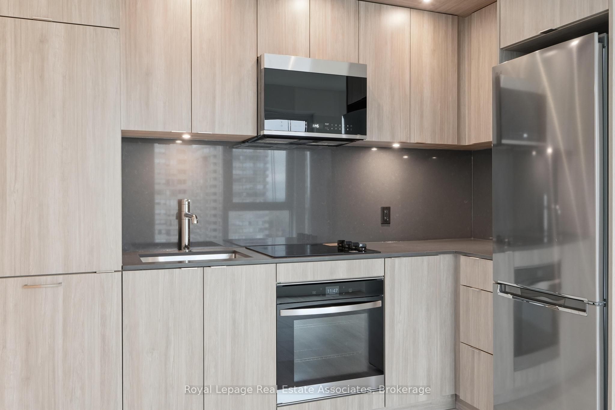 Additional image 4 of 1501-25 Cordova Avenue, Toronto, ON, M9A 0E5