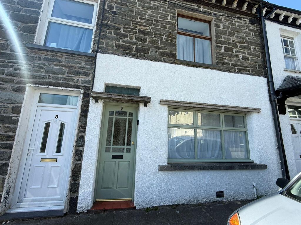 3 bed terraced house to rentNewborough Street, Blaenau Ffestiniog LL41