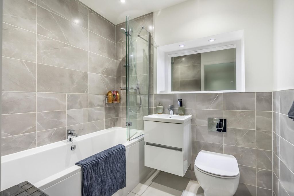 Additional image 12 of 2 bed flat for saleClock Tower Way, York YO23