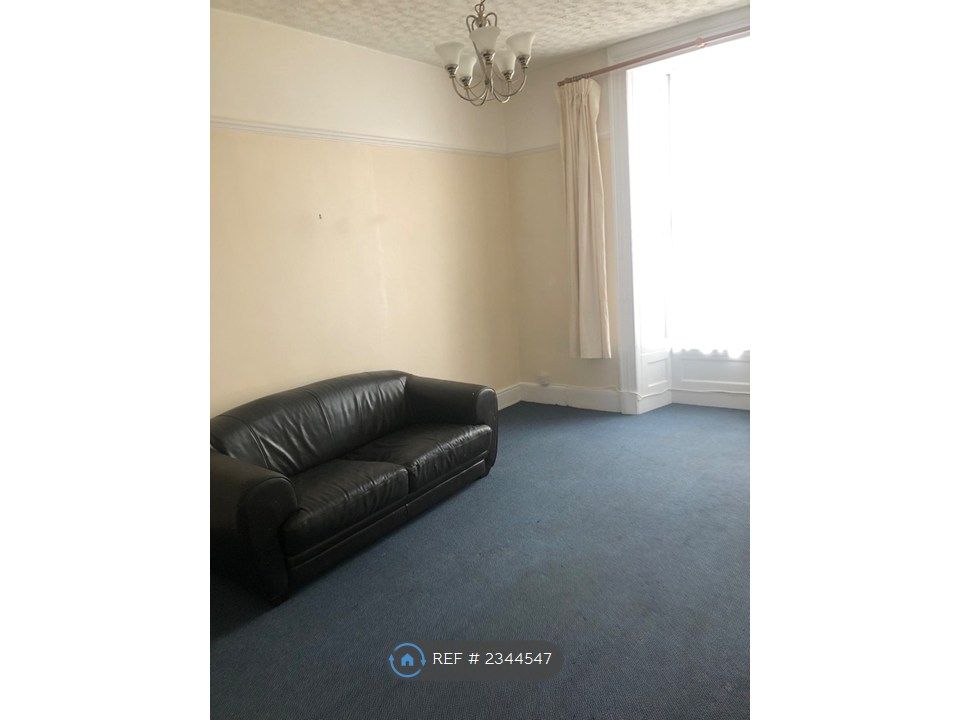 Additional image 10 of 3 bed flat to rentBridge Street, Newcastle Emlyn SA38