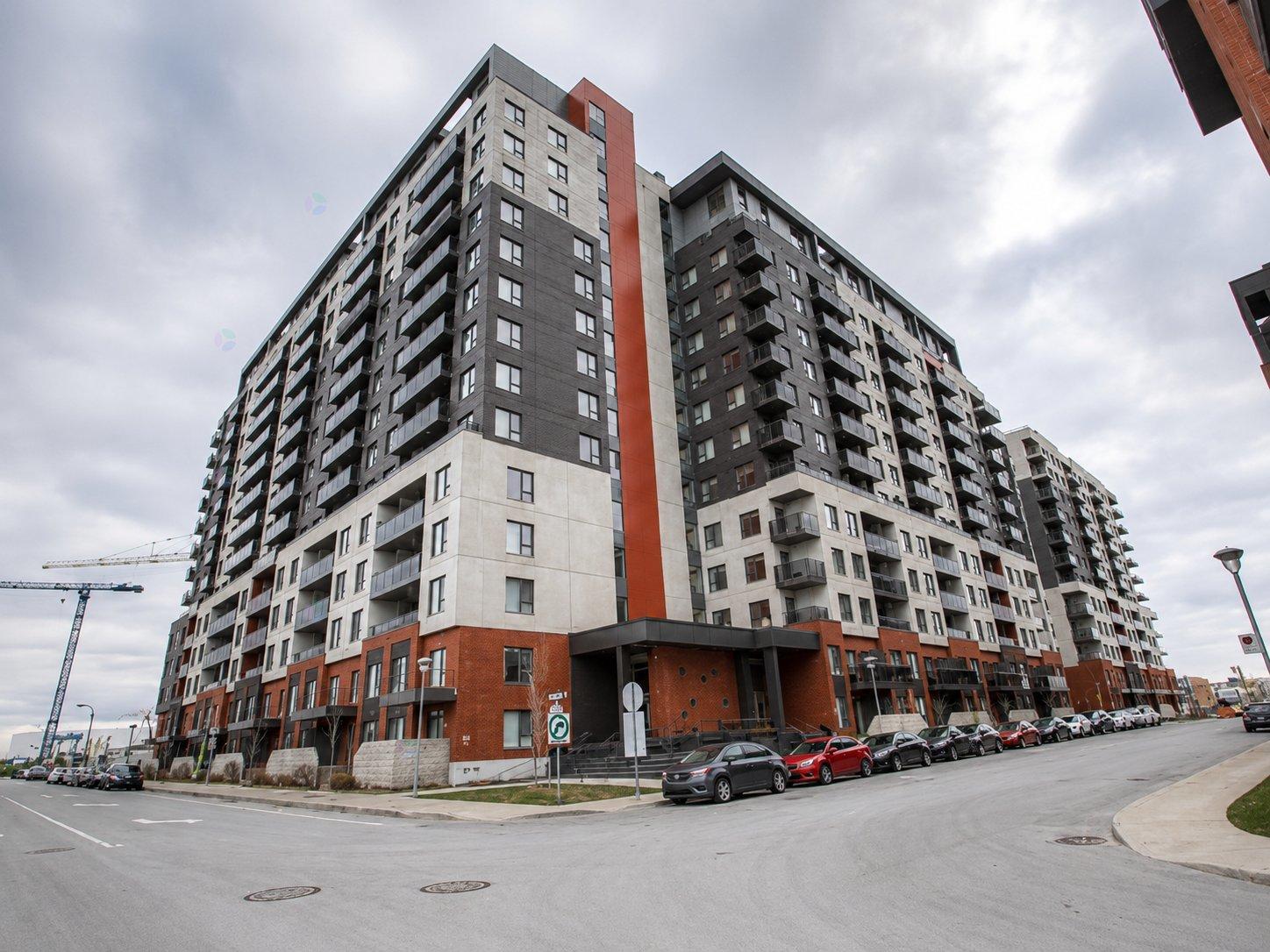 1400 Rue Lucien-Paiement