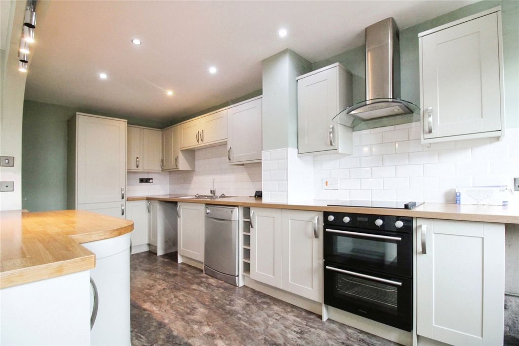 Additional image 2 of 3 bed terraced house to rentStation Road, Backwell, Bristol BS48