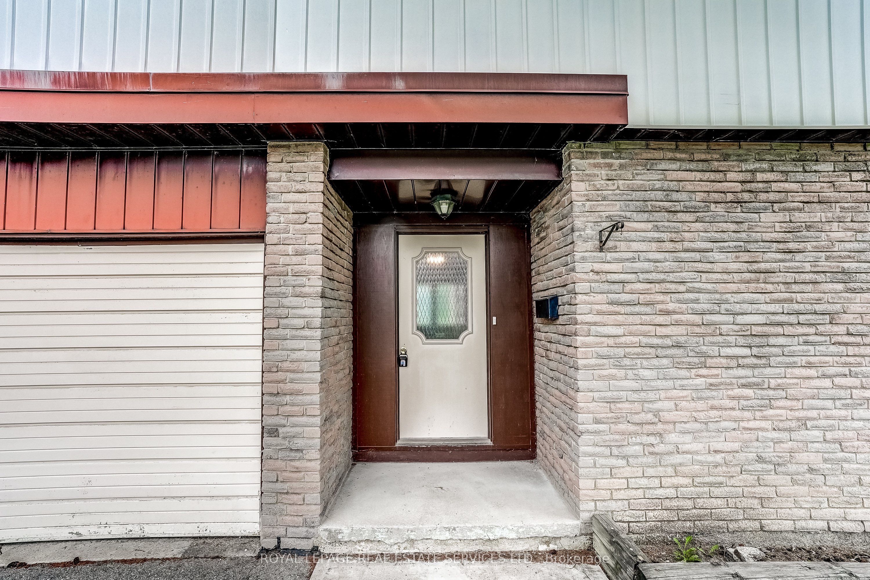 Additional image 3 of 8 Kenninghall Boulevard, Mississauga, ON, L5N 1J4