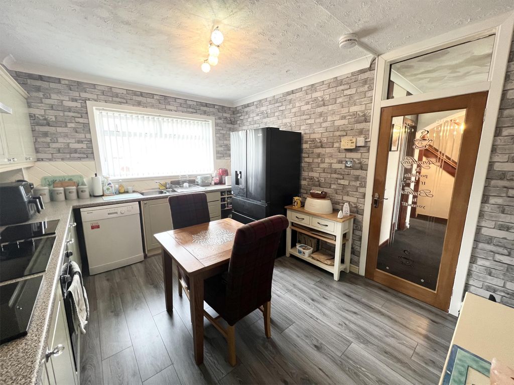 Additional image 5 of 3 bed maisonette for sale136 Chapelhill Mount, Ardrossan KA22