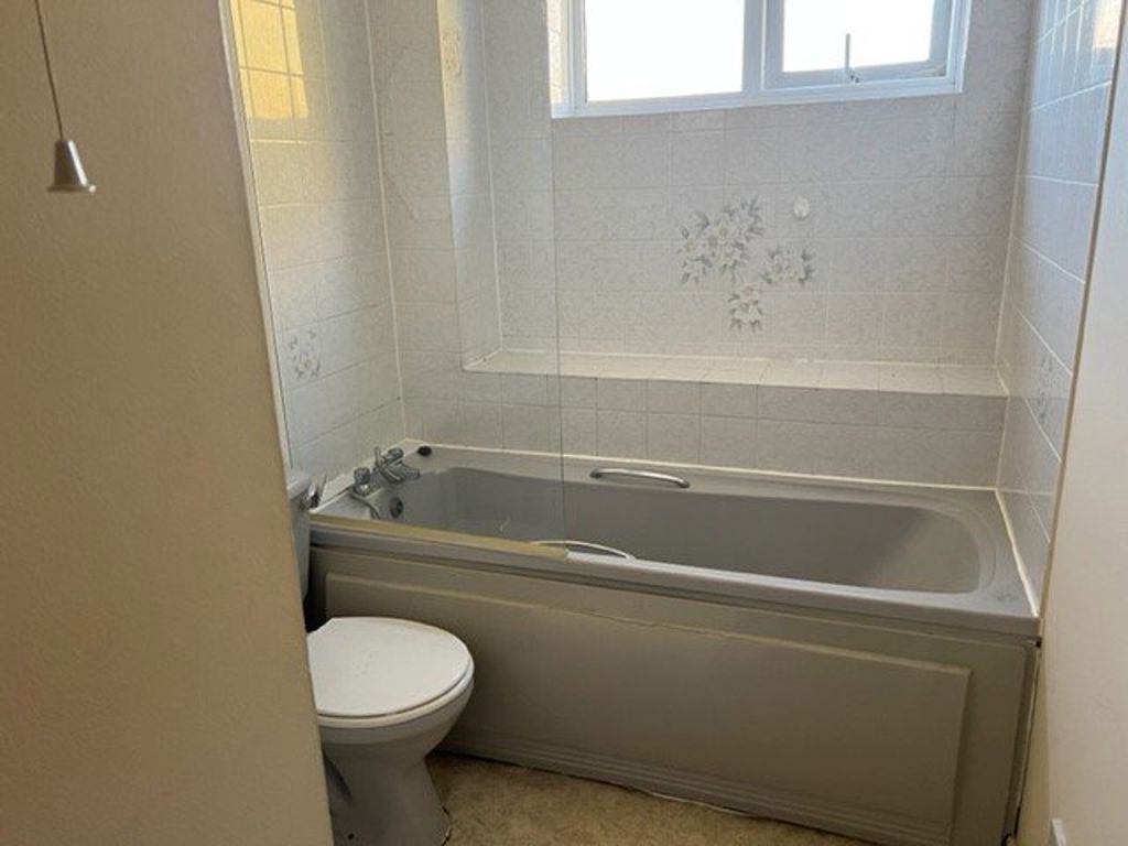 Additional image 4 of 1 bed flat to rentWillow Brook Road, Corby NN17