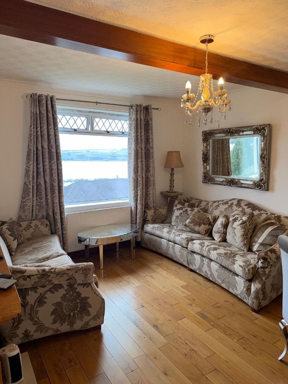 2 bed flat to rentMackie Avenue, Port Glasgow PA14