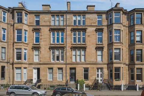 10 Roxburgh Street, Dowanhill G12
