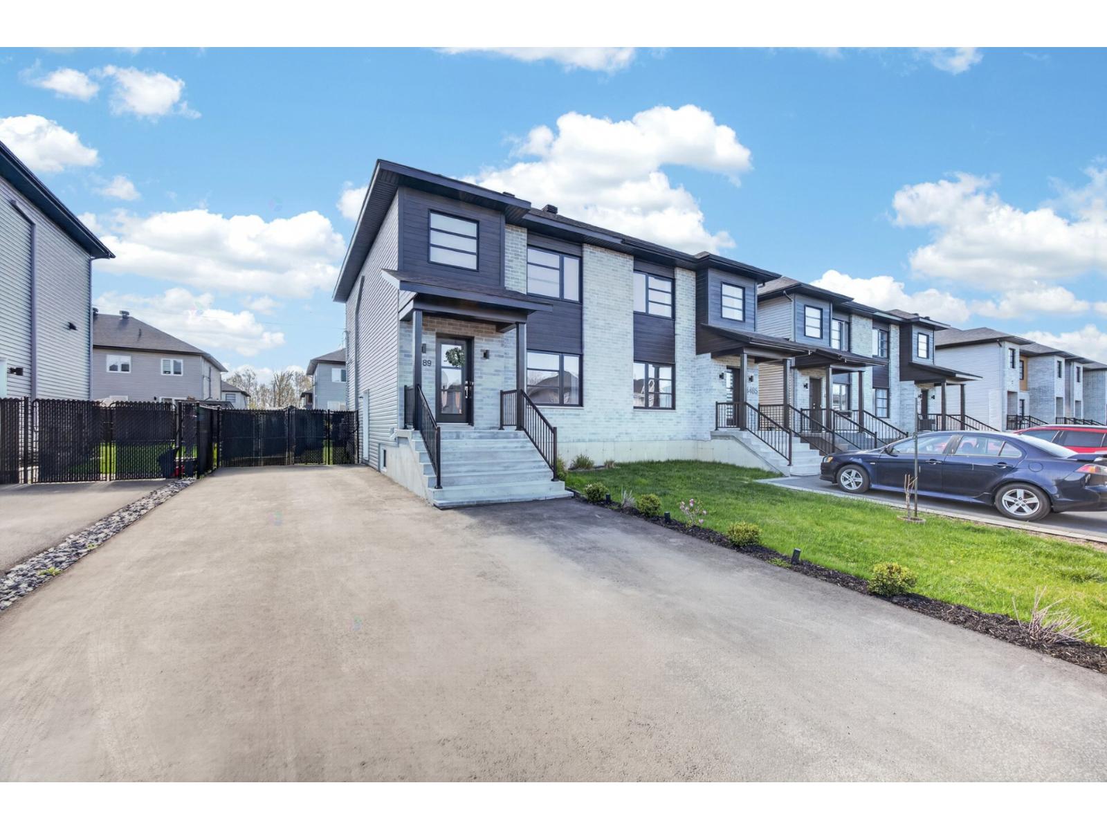 4489 Rue des Patriotes