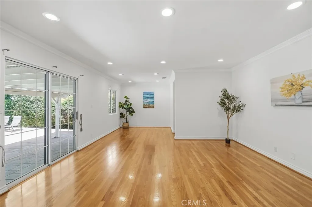 Additional image 59 of 6233 Zelzah Ave, Encino, CA 91316