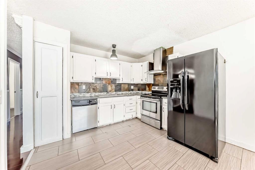 Additional image 5 of 4208 58 Street NE, Calgary, AB, T1Y 4E9