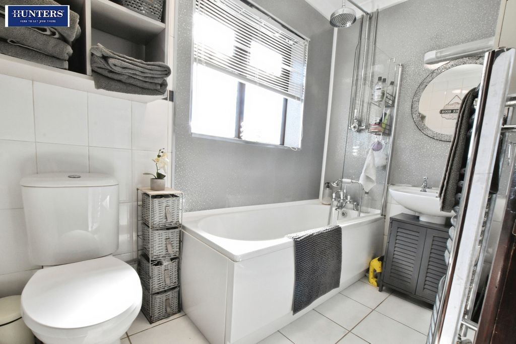 Additional image 7 of 2 bed semi-detached bungalow to rentLeaburn Road, Messingham, Scunthorpe DN17