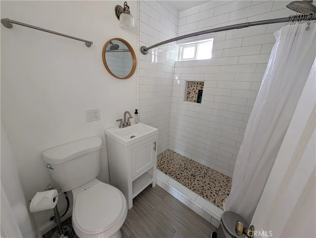 Additional image 51 of 23130 Victory Blvd, Woodland Hills, CA 91367