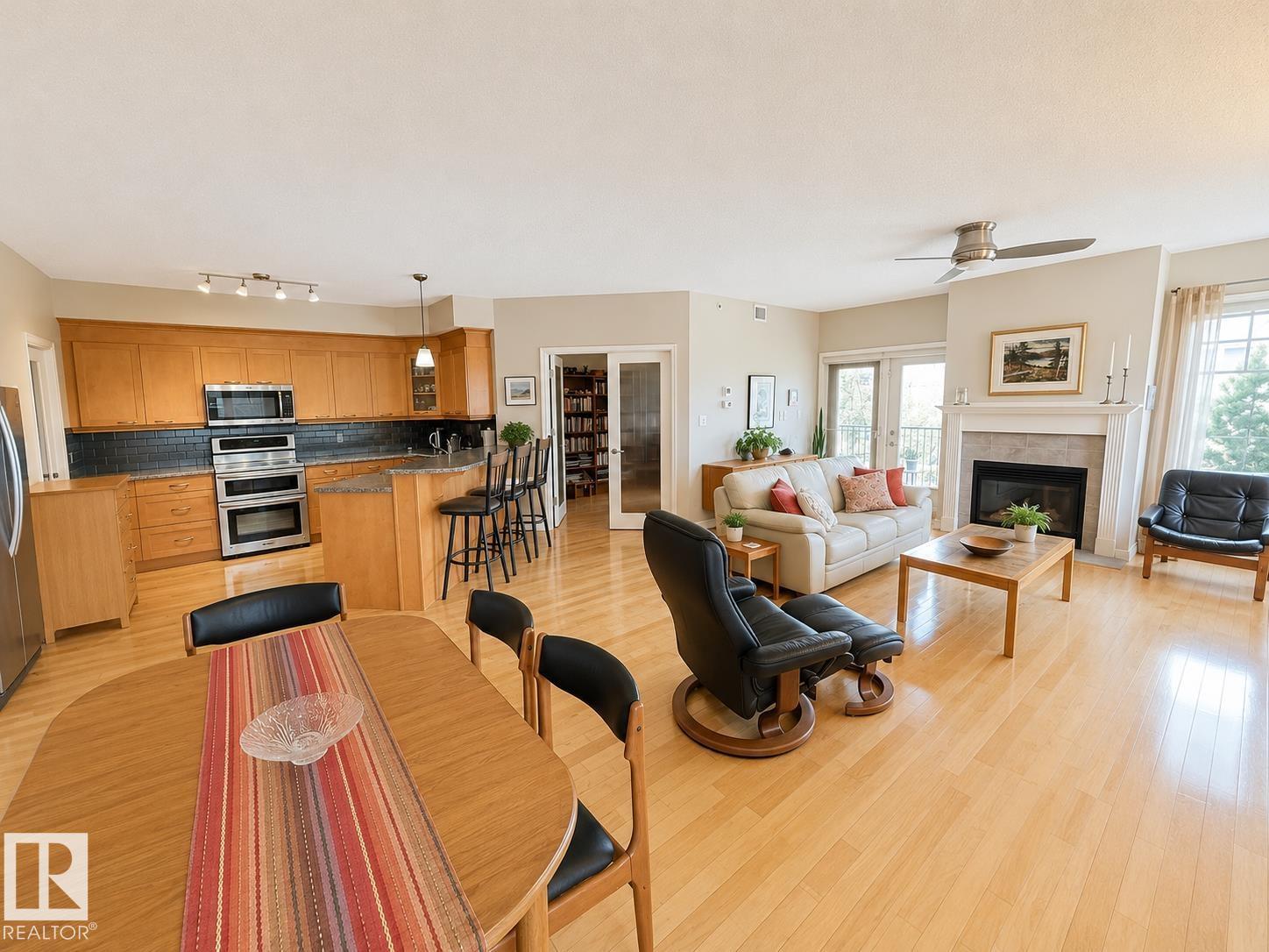 Additional image 6 of 301-9803 96a Street NW, Edmonton, AB, T6A4A5