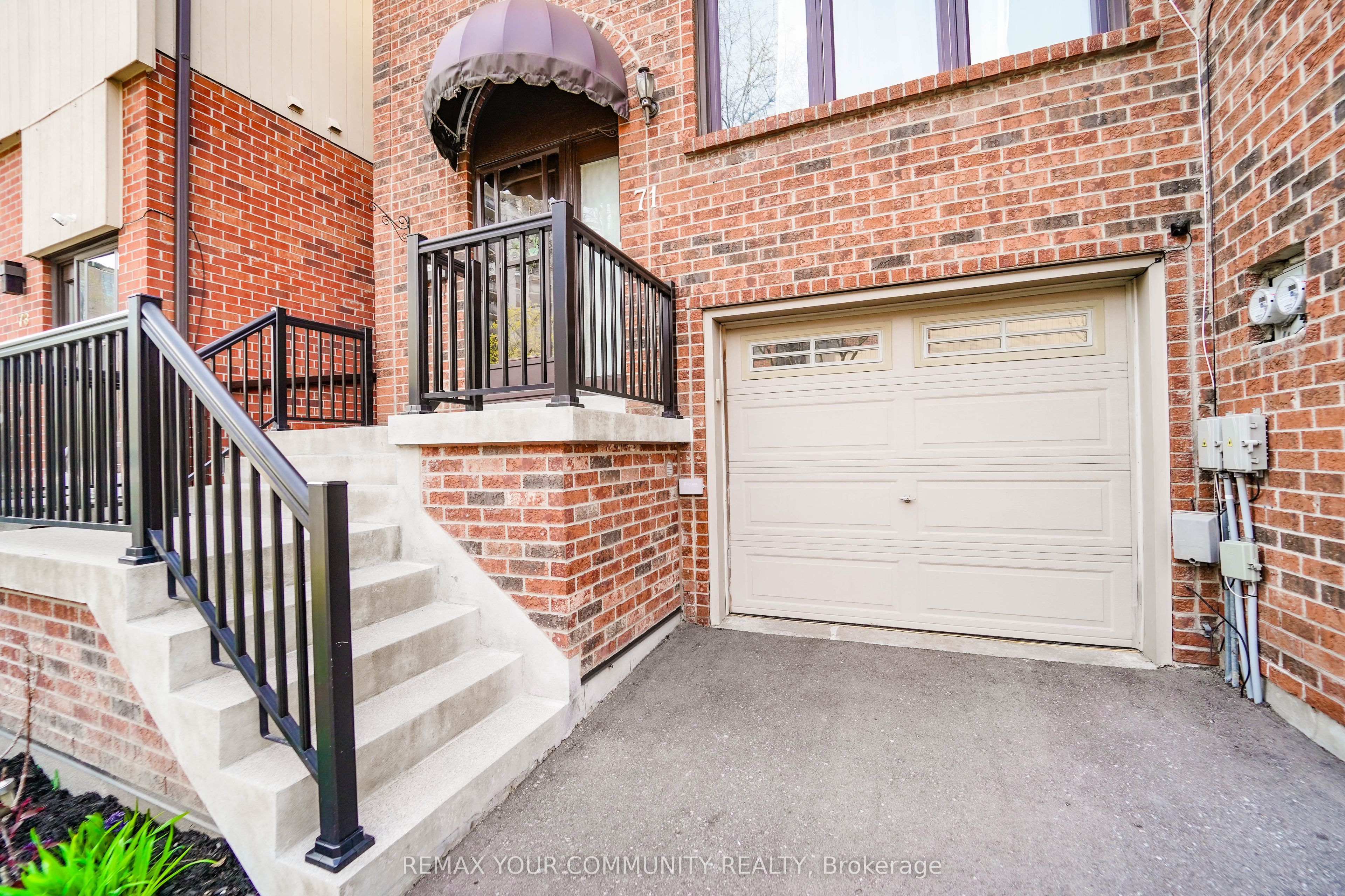 Additional image 3 of 71 Maple Branch Path, Toronto, ON, M9P 3T4