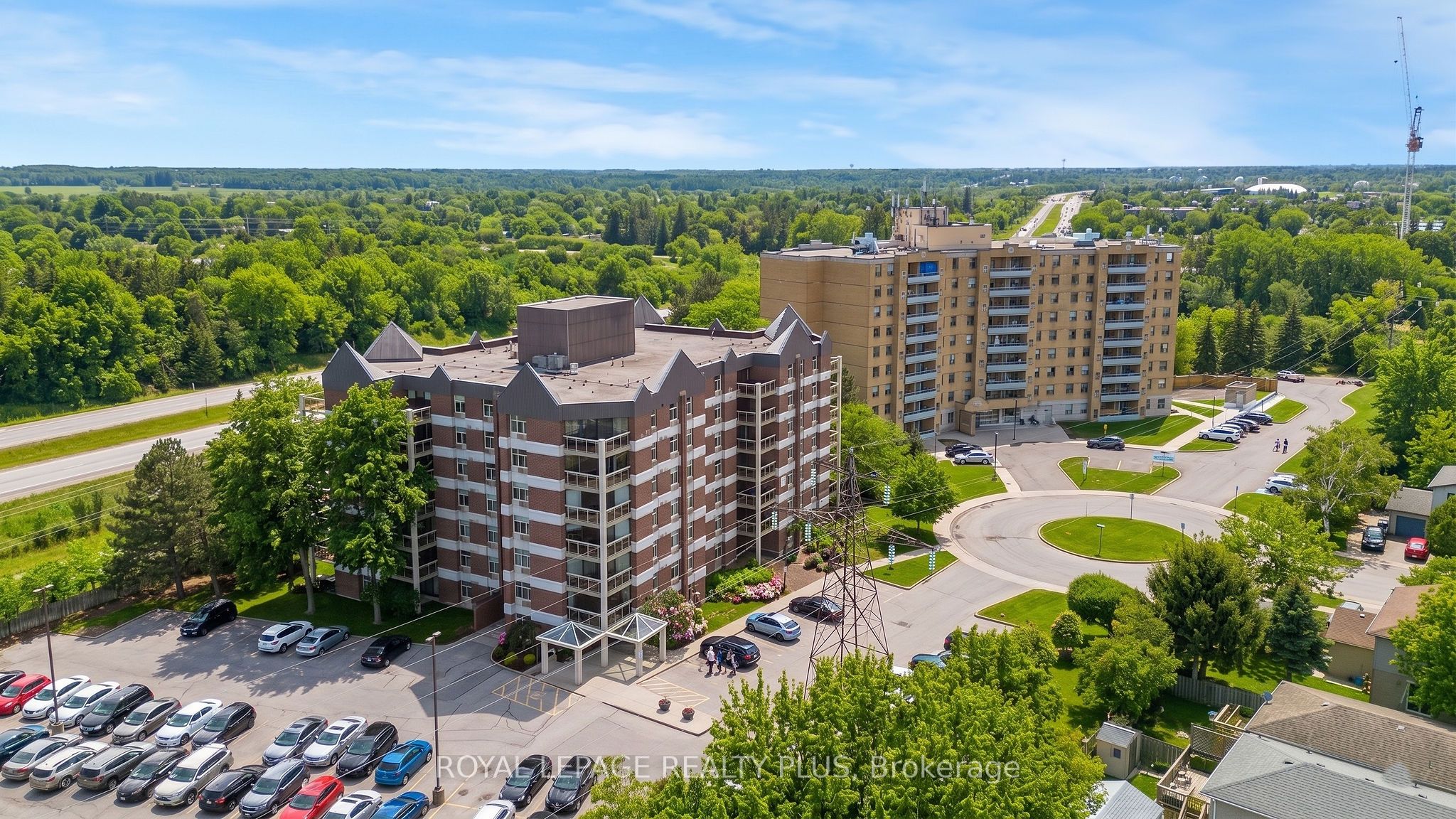 603-8 Christopher Court, Guelph, ON, N1G 4N7