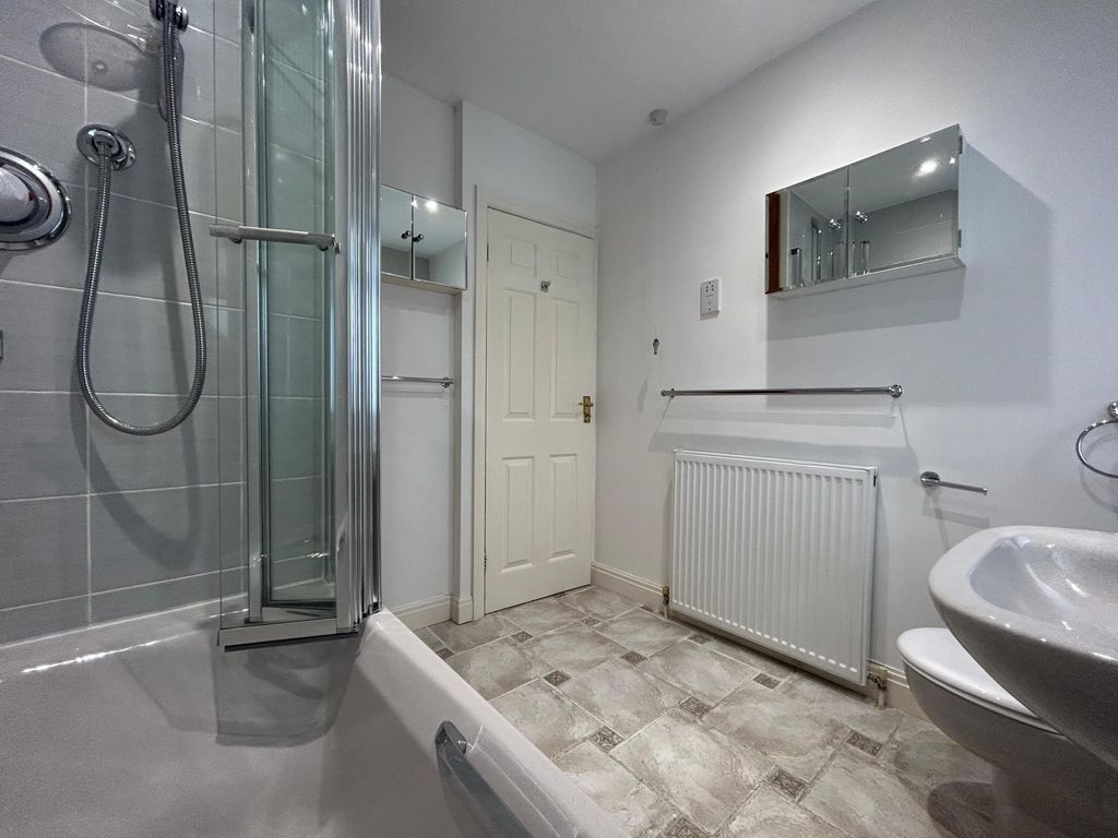 Additional image 19 of 3 bed semi-detached house to rentKings Drive, Thingwall, Wirral CH61