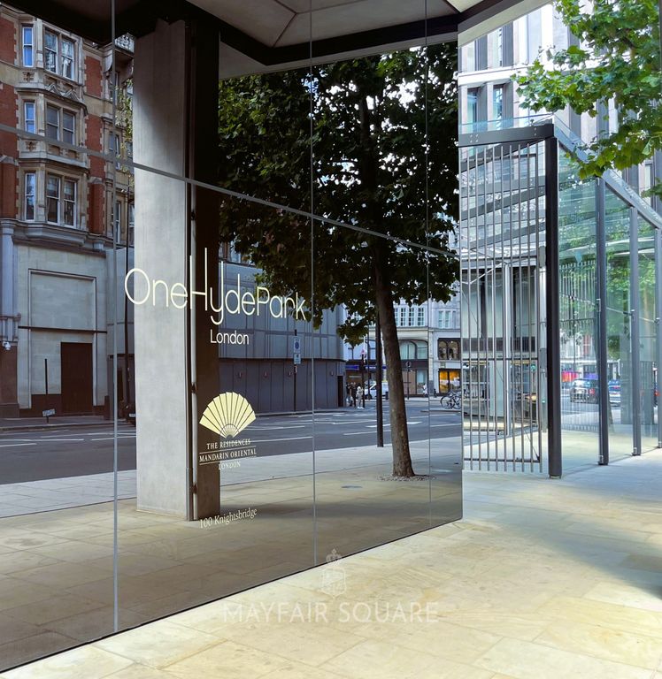3 bed flat to rentOne Hyde Park, Knightsbridge, London SW1X photo 4