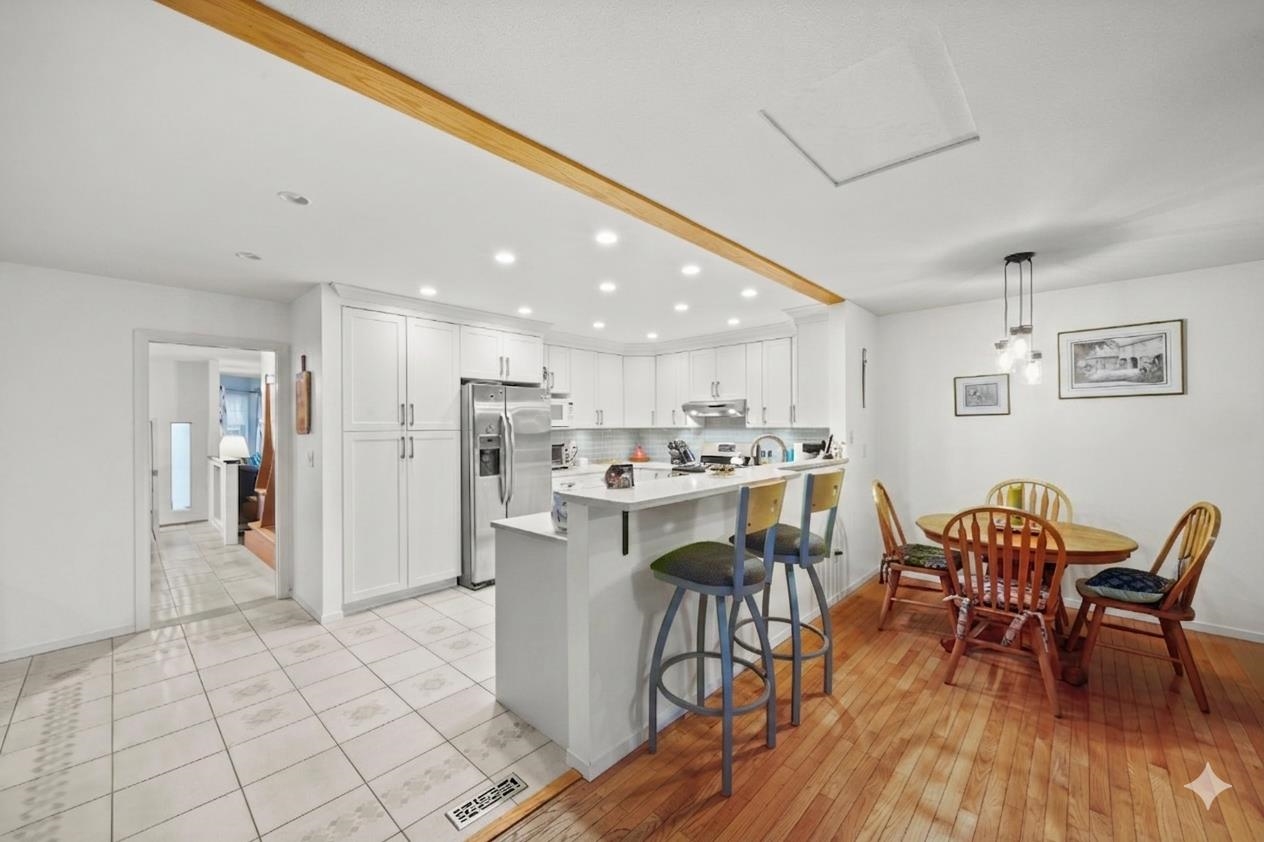 Additional image 4 of 19607 Somerset Drive, Pitt Meadows, BC, V3Y 2L4