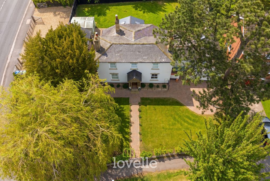 Additional image 56 of 5 bed detached house for saleArcher Road, Waltham DN37