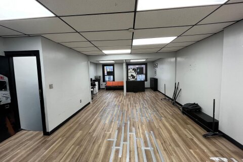 Additional image 8 of 2nd Flr-539 St Clair Avenue W, Toronto, ON, M6C 1A3