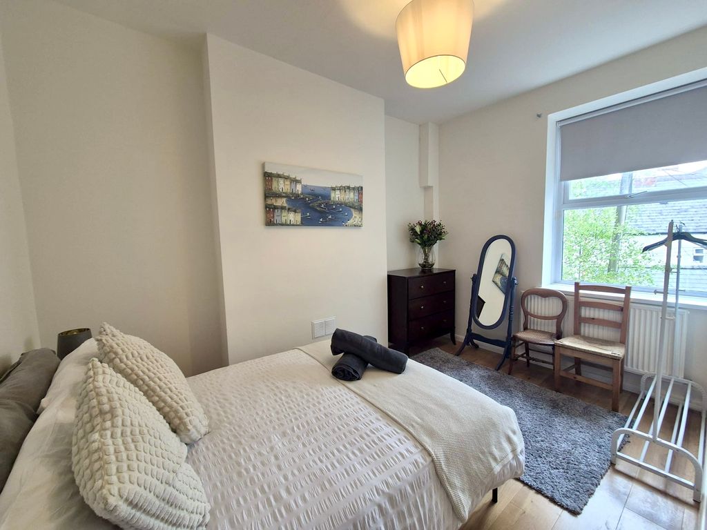 Additional image 8 of 3 bed flat to rentBradenham Place, Penarth CF64