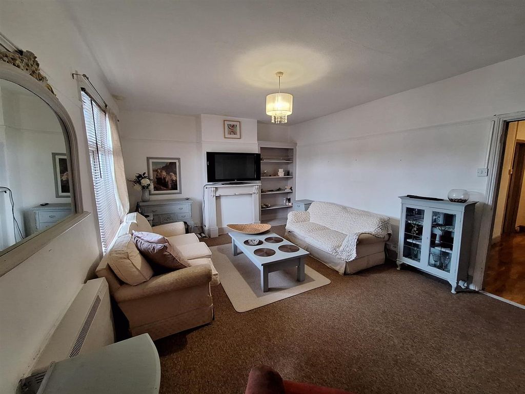 Additional image 2 of 1 bed flat to rentLincoln Road, Peterborough PE1